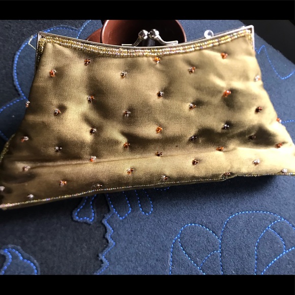 Luvshoe’s clutch in good used condition - Picture 5 of 8